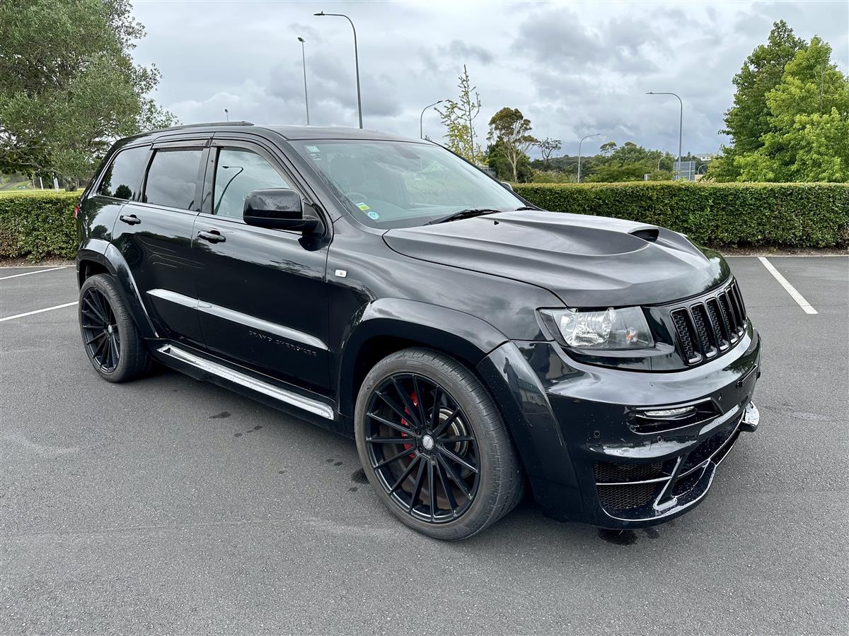 2013 Jeep Grand Cherokee 6.4L HEMI SRT8