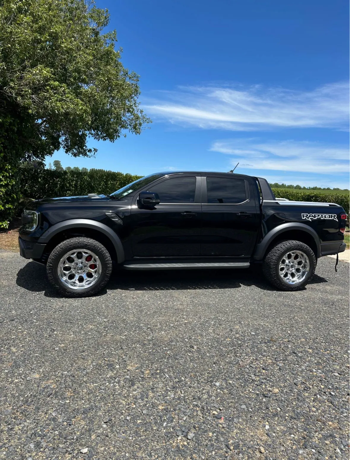 Ford Raptor 2025 Carousel 5