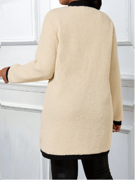 Small Fragrant Style Lamb Wool Coat Carousel 1