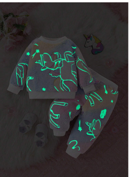 2pcs/Set Baby Girls' Casual Cartoon Pattern Printed (Glow-In-The-Dark Effect) Ribbed Crew Neck Long Sleeve Top And Pants Outfit Carousel 3