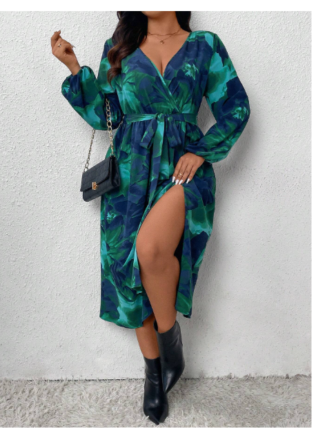 Plus Size Autumn Long Sleeve Dress With High Slit & Floral Print Carousel 4