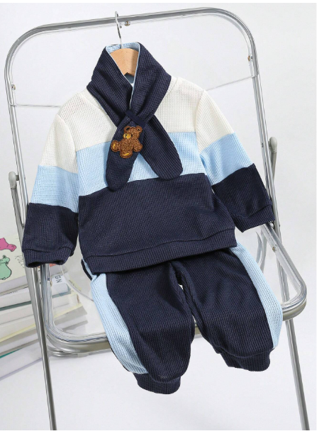 3pcs/Set Infant/Toddler Knitted Textured Jacquard Double Layer Padded Sweatshirt, Pants And Scarf Set Carousel 3