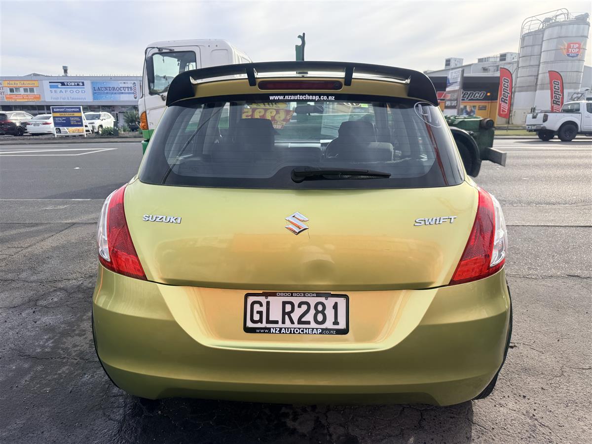 2012 Suzuki Swift GLX 1.4 5DR Carousel 6