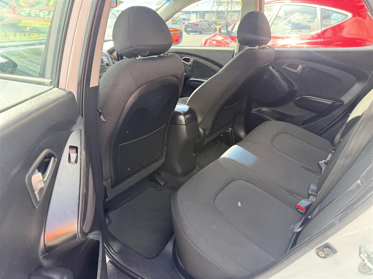 2014 Hyundai iX35 GDI2.06A 2.0P6A/SW5S Carousel 9