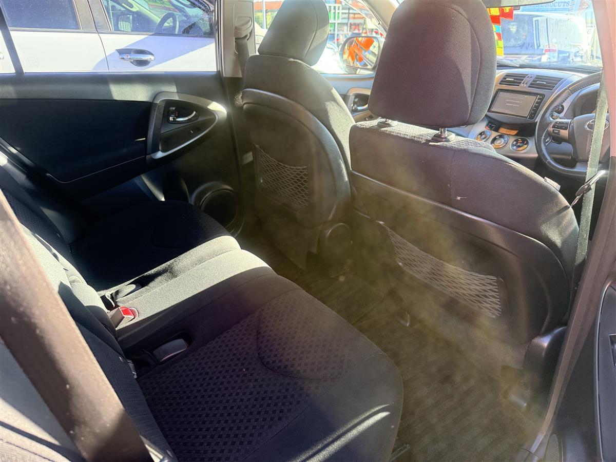 2011 Toyota Vanguard Carousel 11