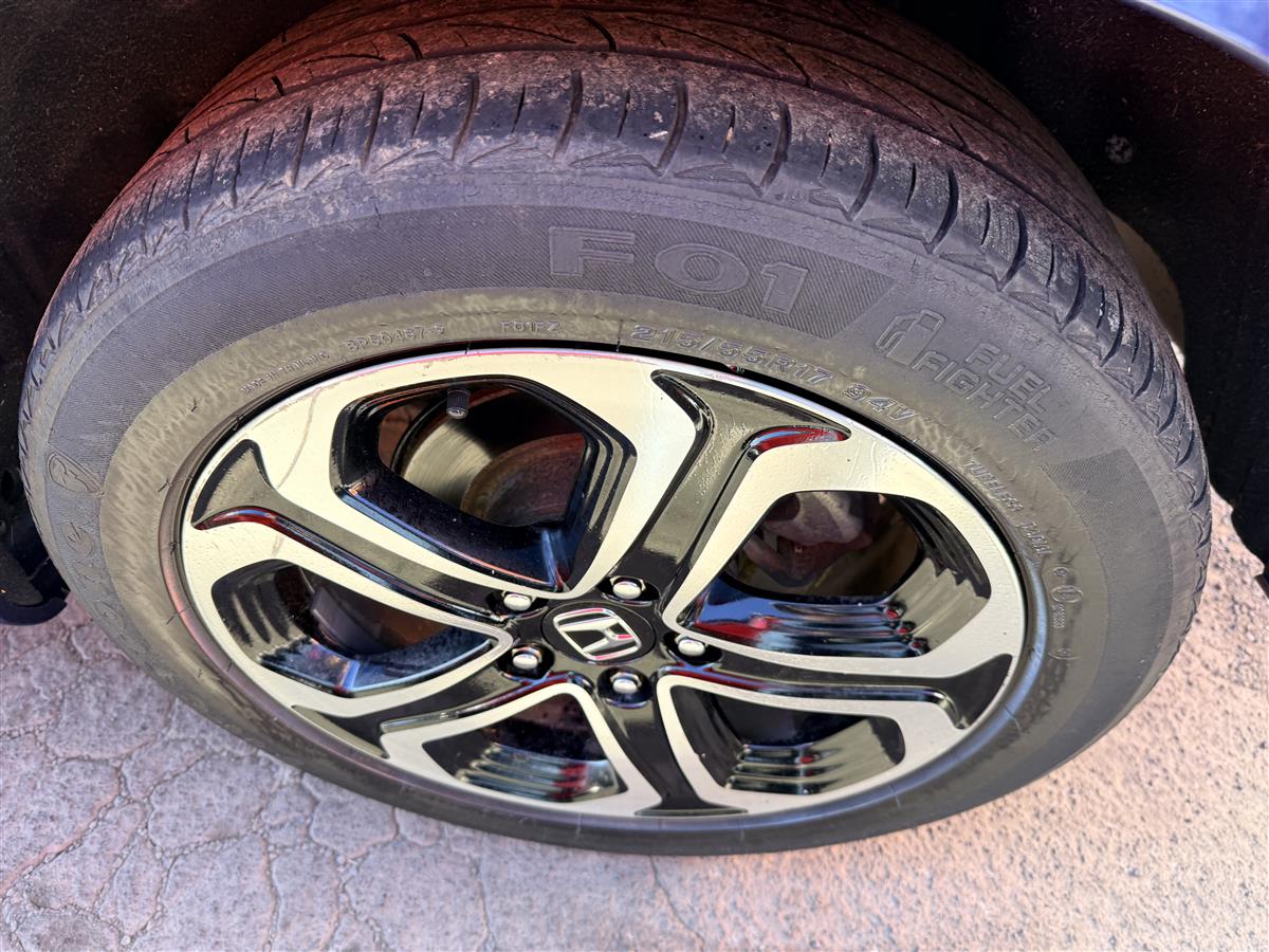 2014 Honda Vezel HYBRID Carousel 12
