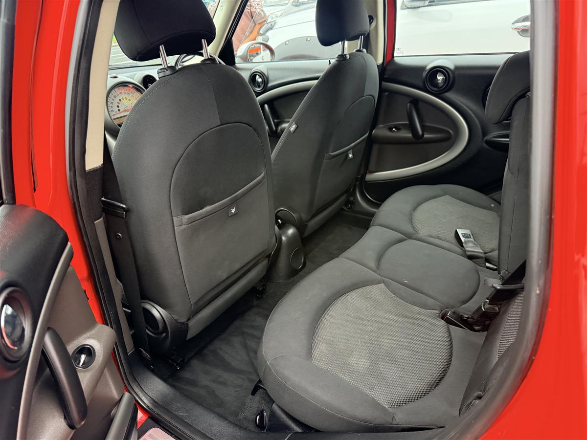 2011 MINI Cooper CROSSOVER Carousel 9