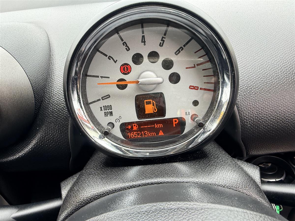 2011 MINI Cooper CROSSOVER Carousel 12