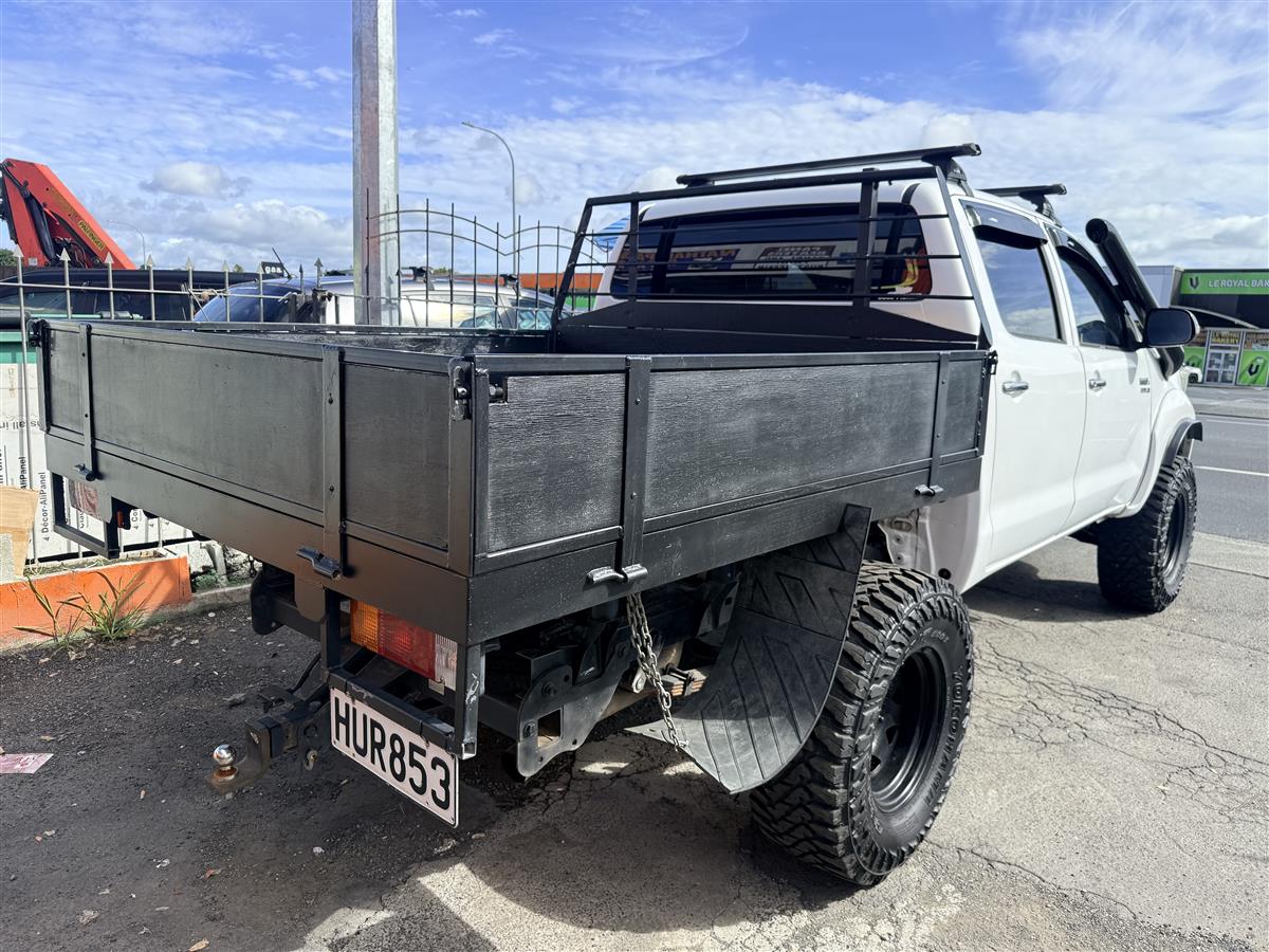 2014 Toyota Hilux SR5 4WD 3.0TD DC 5M Carousel 5