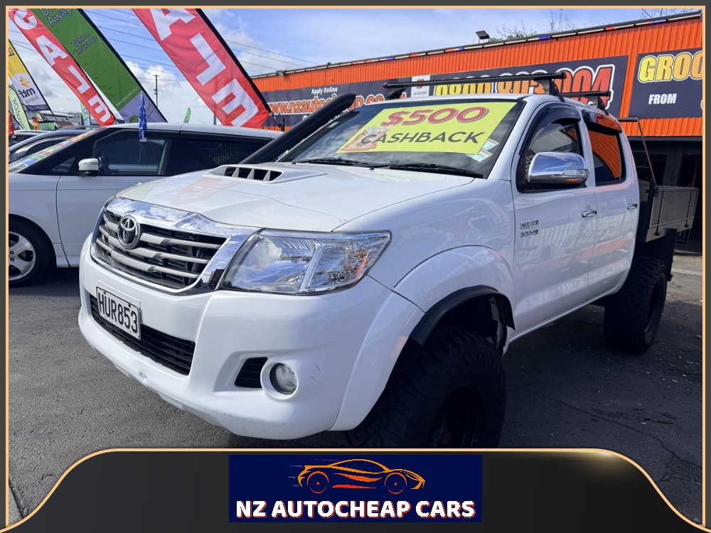 2014 Toyota Hilux SR5 4WD 3.0TD DC 5M