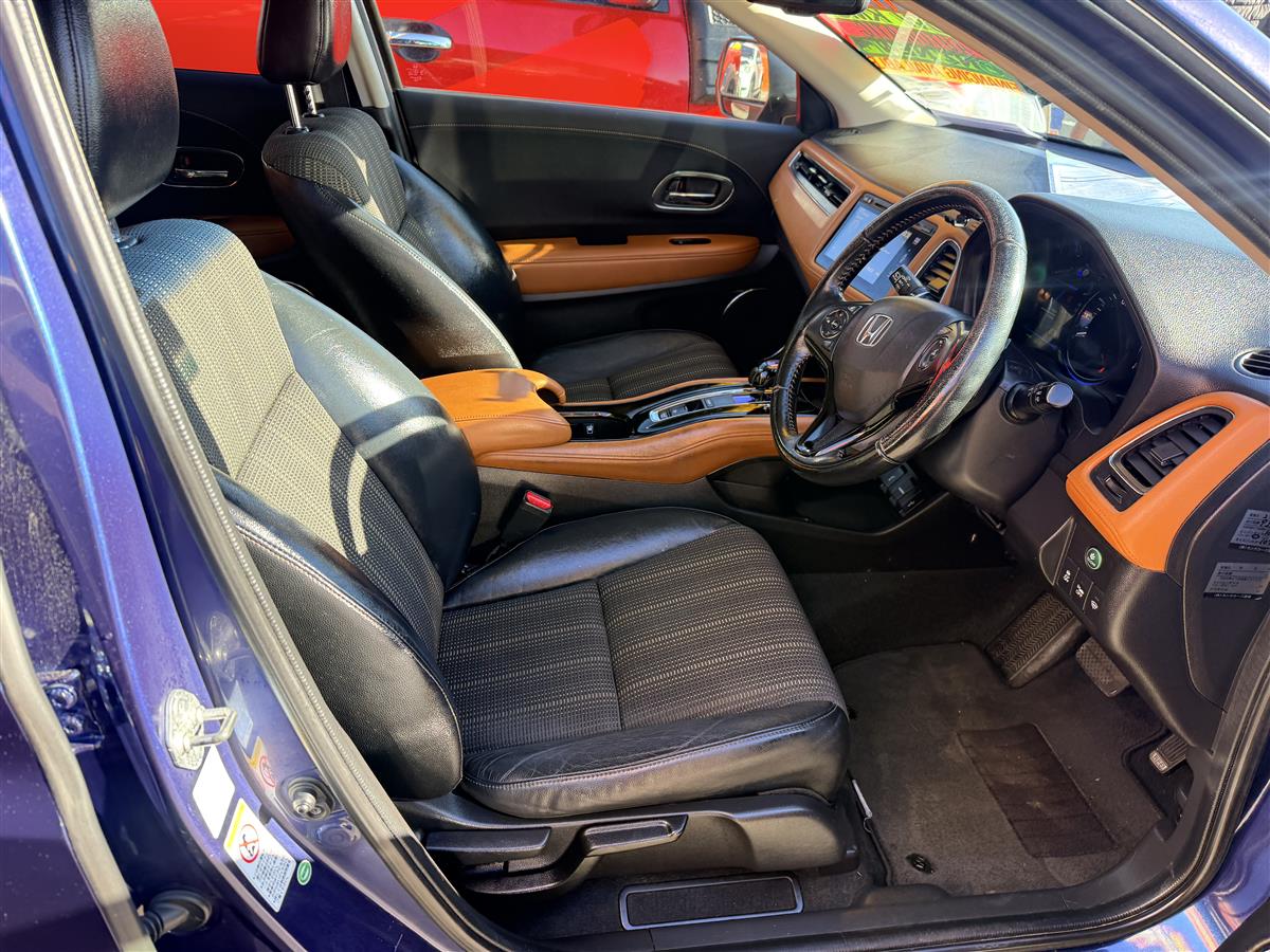 2014 Honda Vezel HYBRID Carousel 3