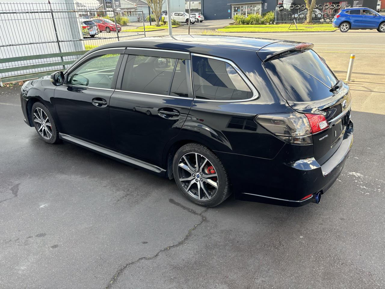 2014 Subaru Legacy 20GT AWD Carousel 4