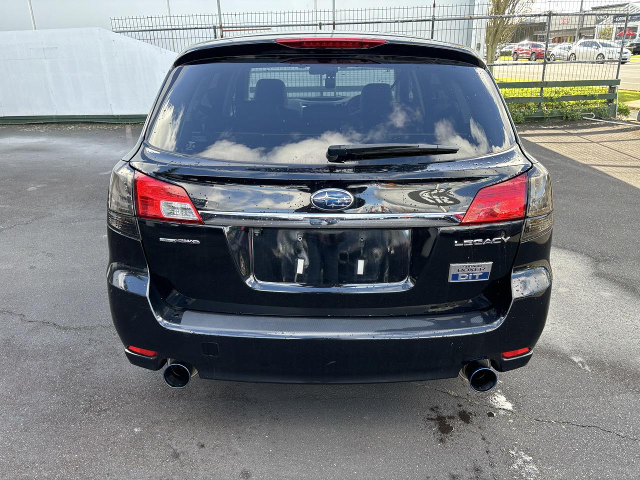 2014 Subaru Legacy 20GT AWD Carousel 5