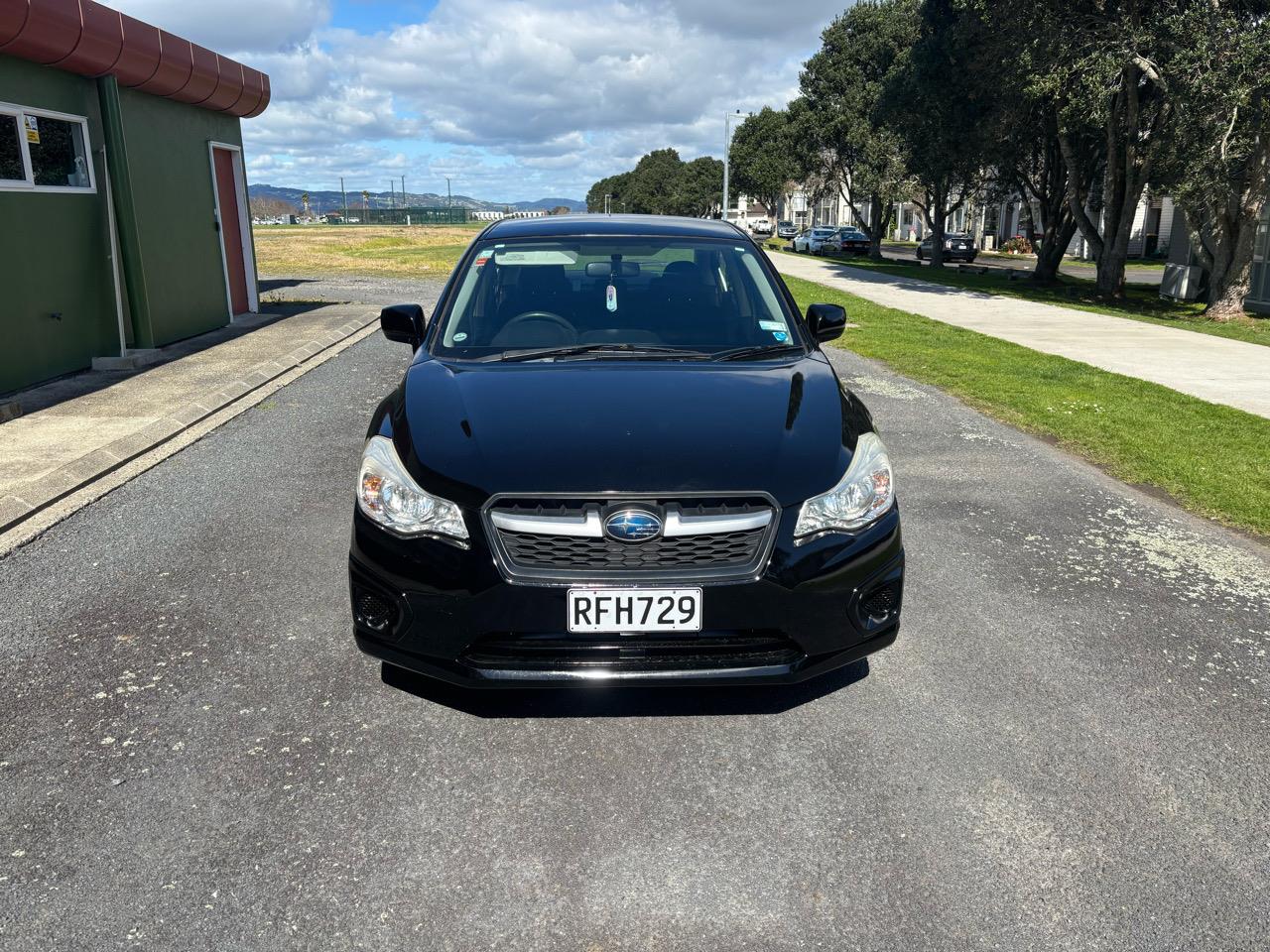 2013 Subaru Impreza G4 AWD Carousel 2