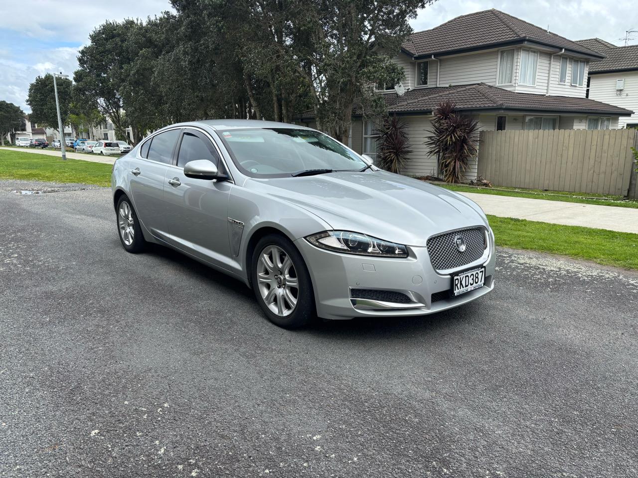 2012 Jaguar XF 3.0P V6 Luxury