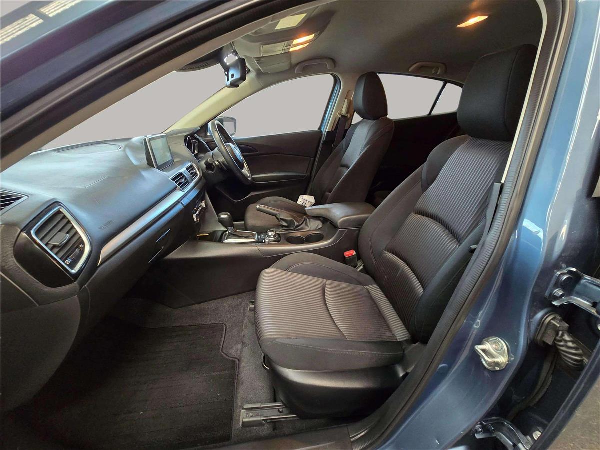 2015 Mazda Axela Carousel 9