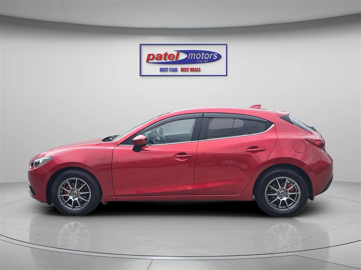 2014 Mazda Axela 15S Low mileage !! Pristine condition Carousel 6