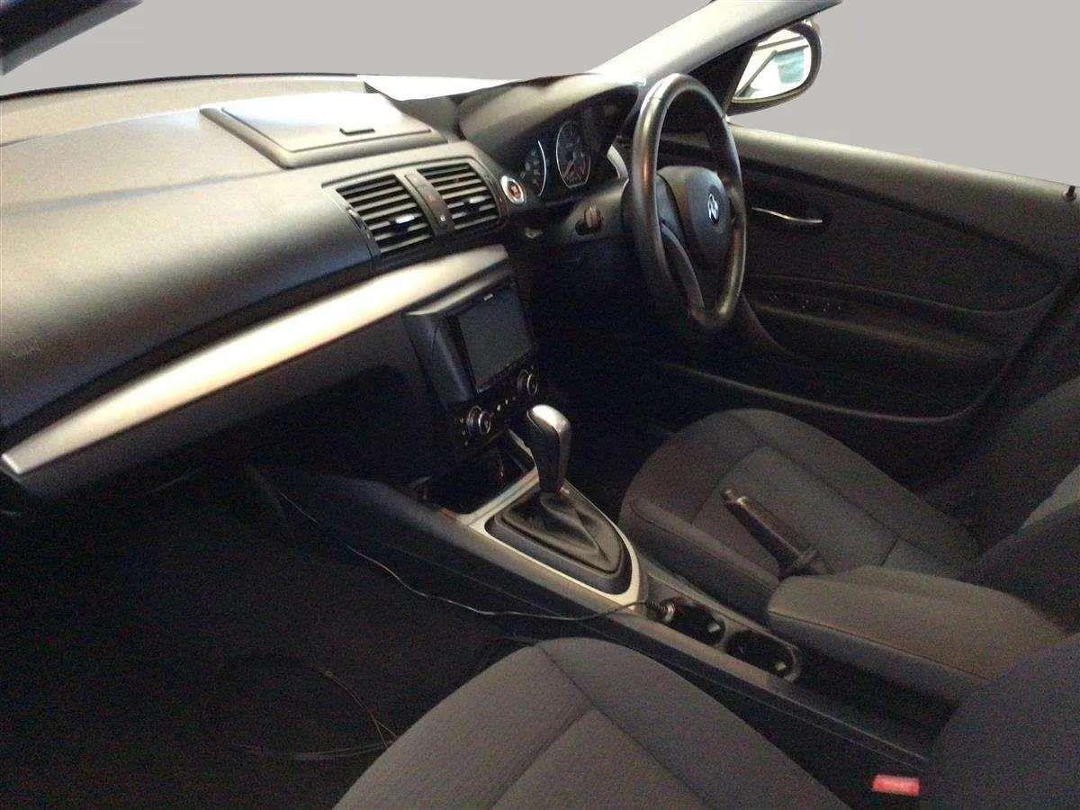 2010 BMW 116i Carousel 9