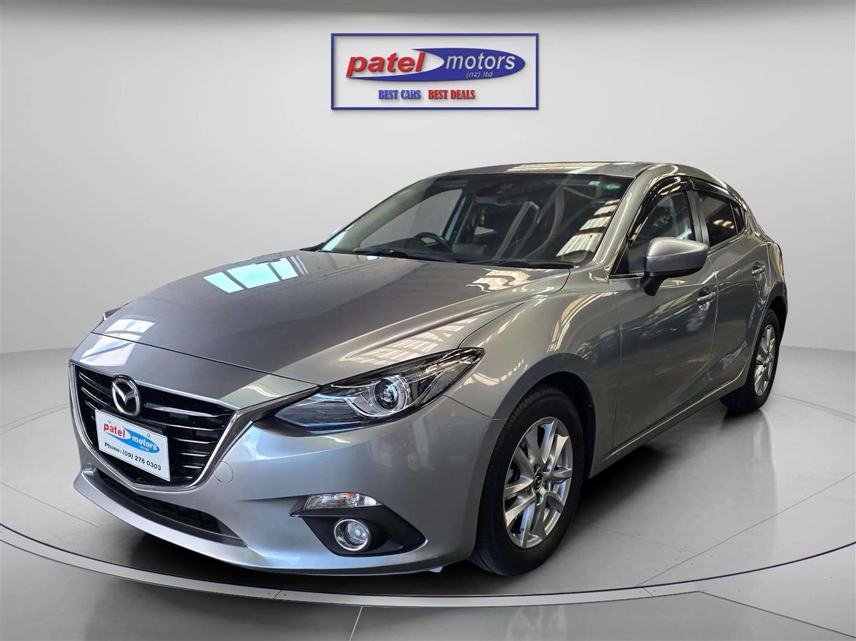 2016 Mazda Axela Carousel 9