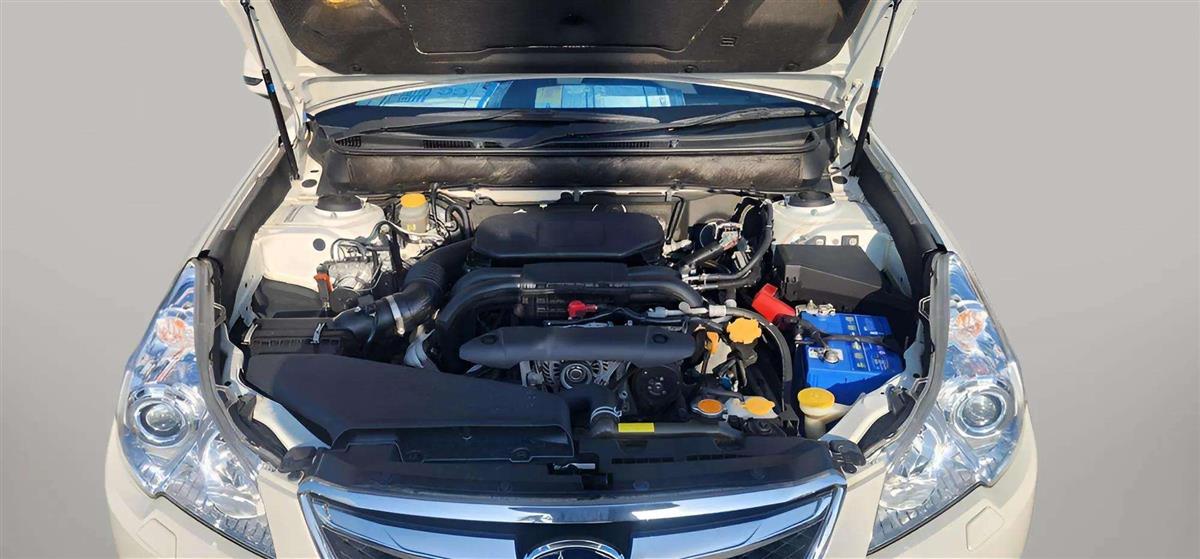 2010 Subaru Legacy Carousel 17