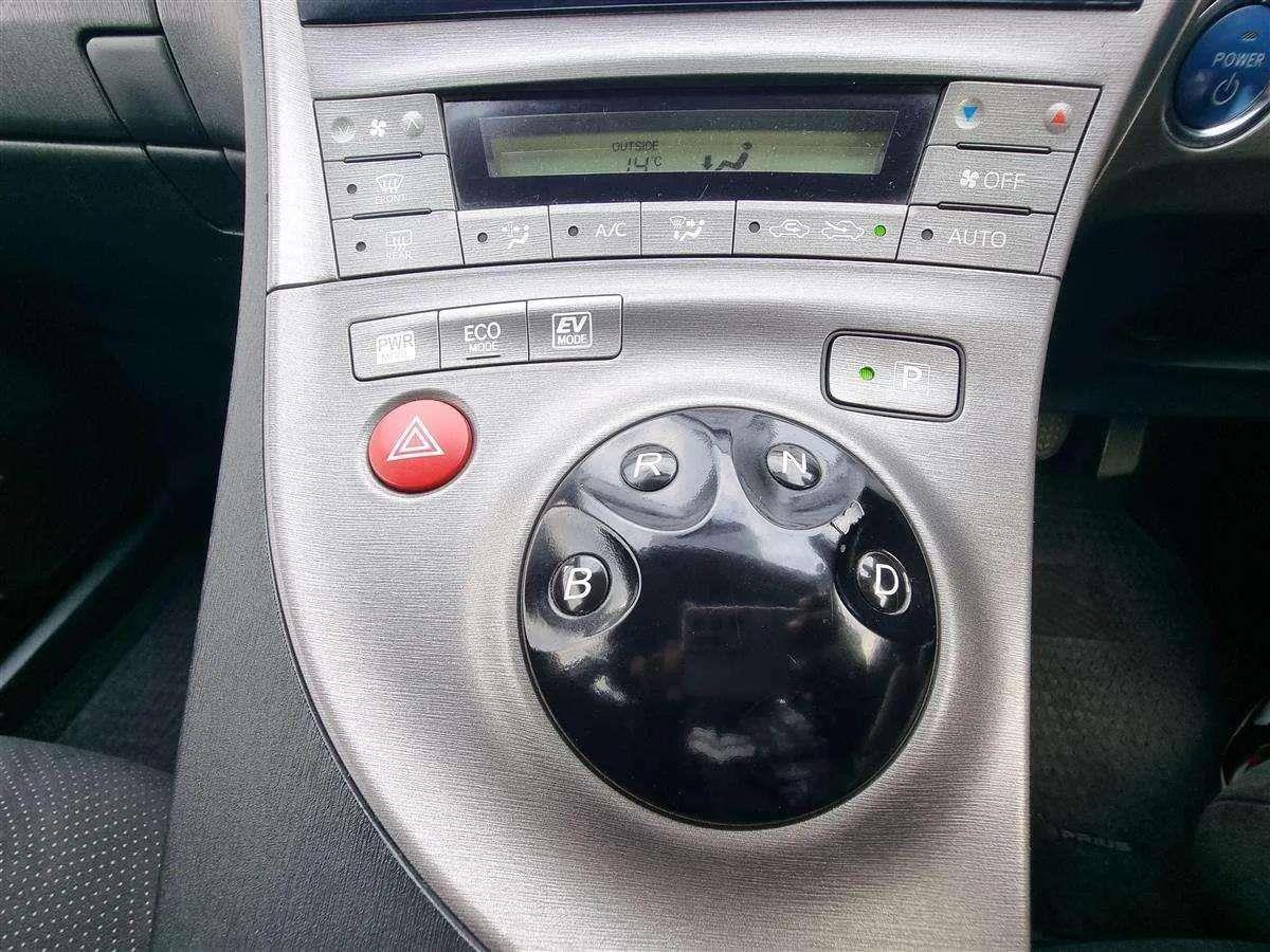 2014 Toyota Prius PETROL HYBRID Carousel 13