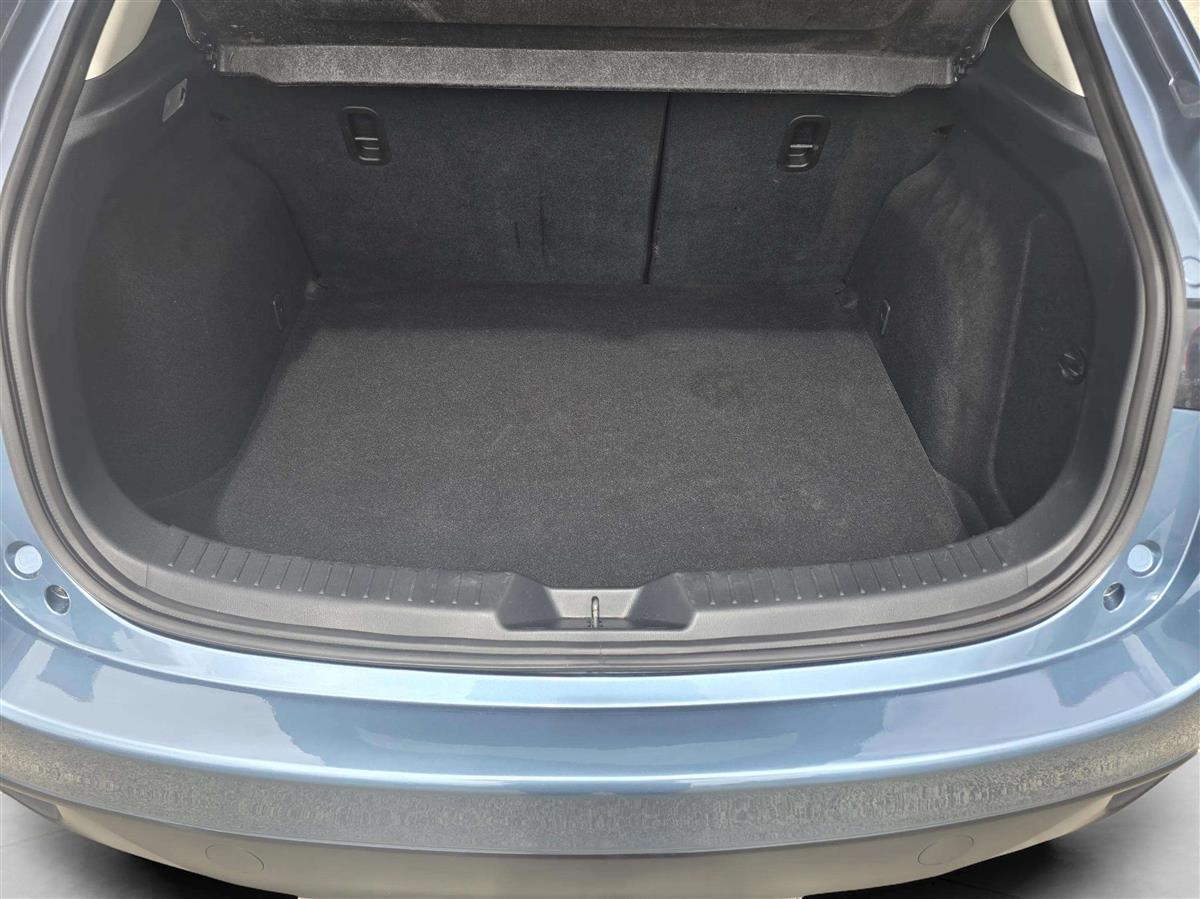 2016 Mazda Axela 20S !! Pristine condition Carousel 9