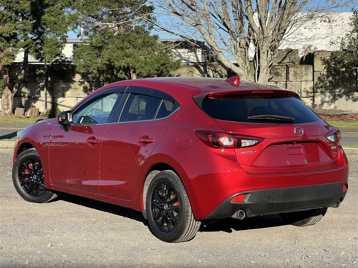 2016 Mazda Axela Low Mileage !! Paddle shifts !! Blutooth Carousel 3