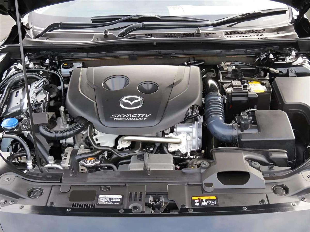 2017 Mazda Axela 1500cc, Low Km Carousel 13