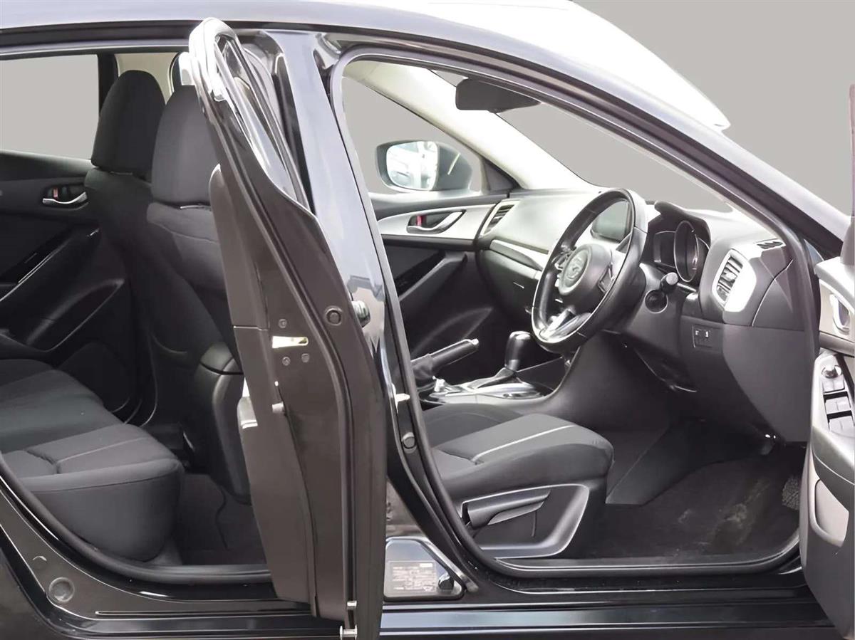 2017 Mazda Axela 1500cc, Low Km Carousel 10