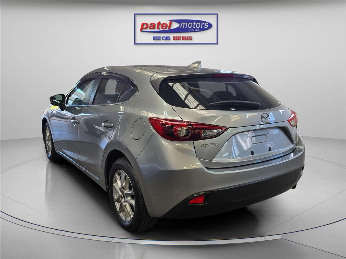 2016 Mazda Axela Carousel 7