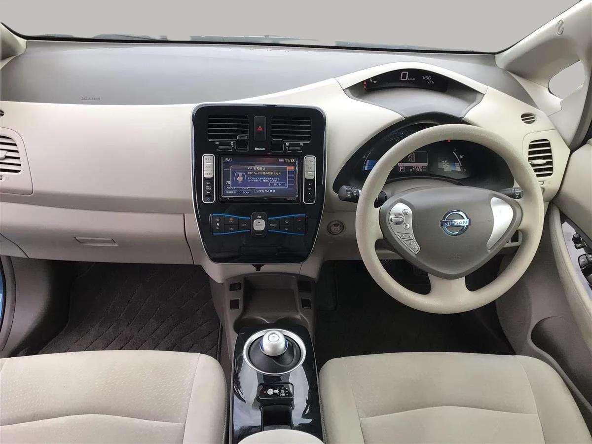 2011 Nissan Leaf Carousel 13