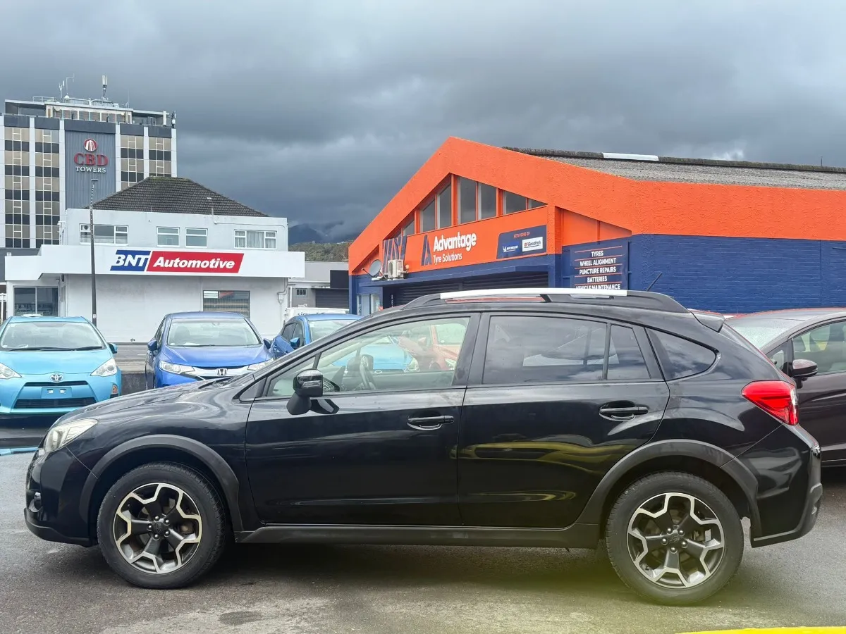 2015 Subaru XV 2.0I-L EYESIGHT 4WD Carousel 8
