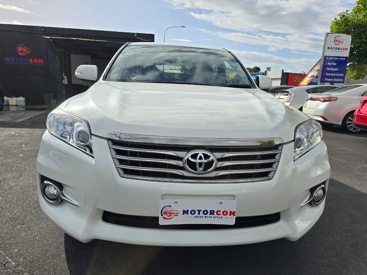 2012 Toyota Vanguard *Down hill assist control, Paddle shifter Carousel 9