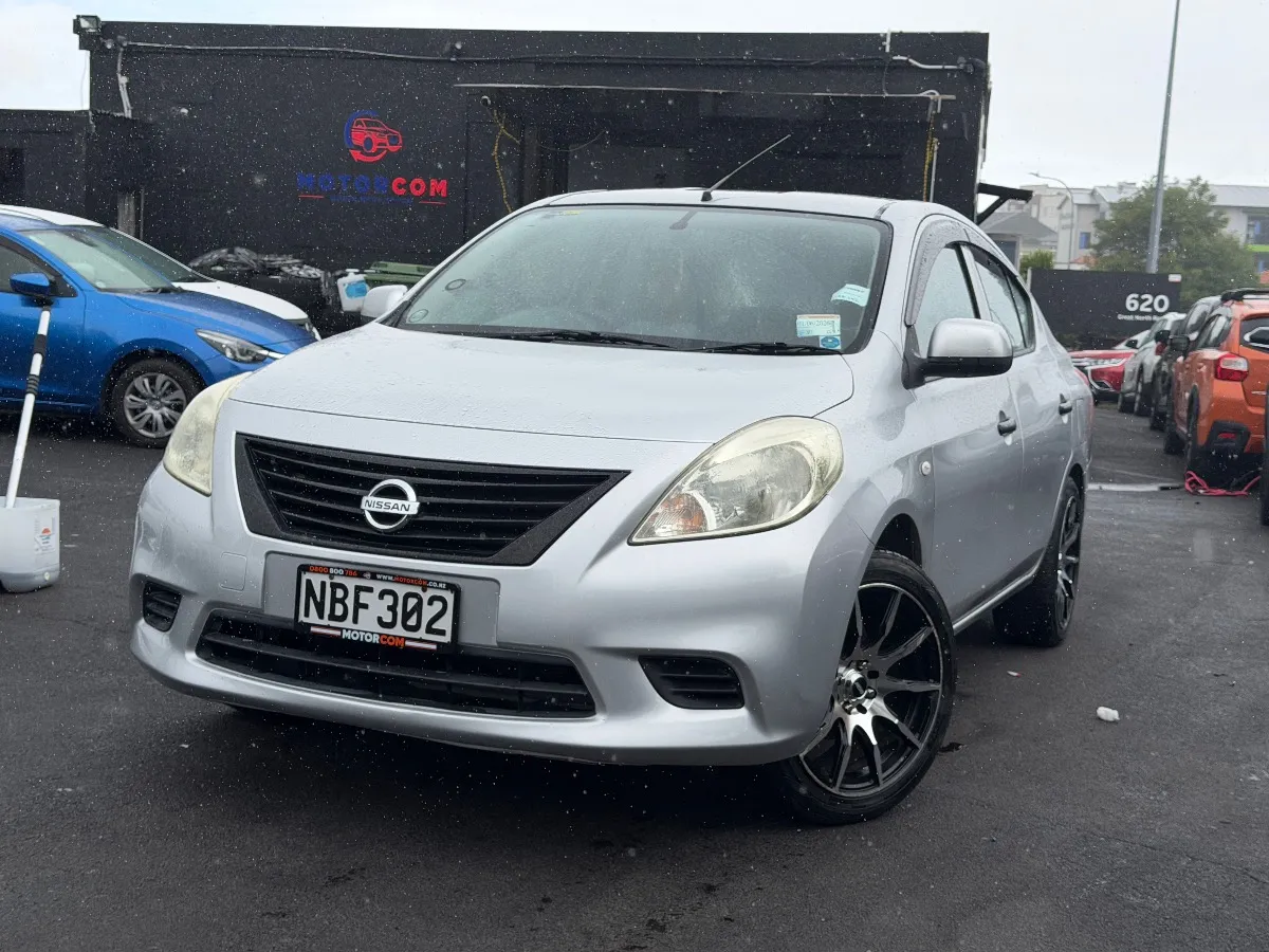 2014 Nissan Latio Carousel 2
