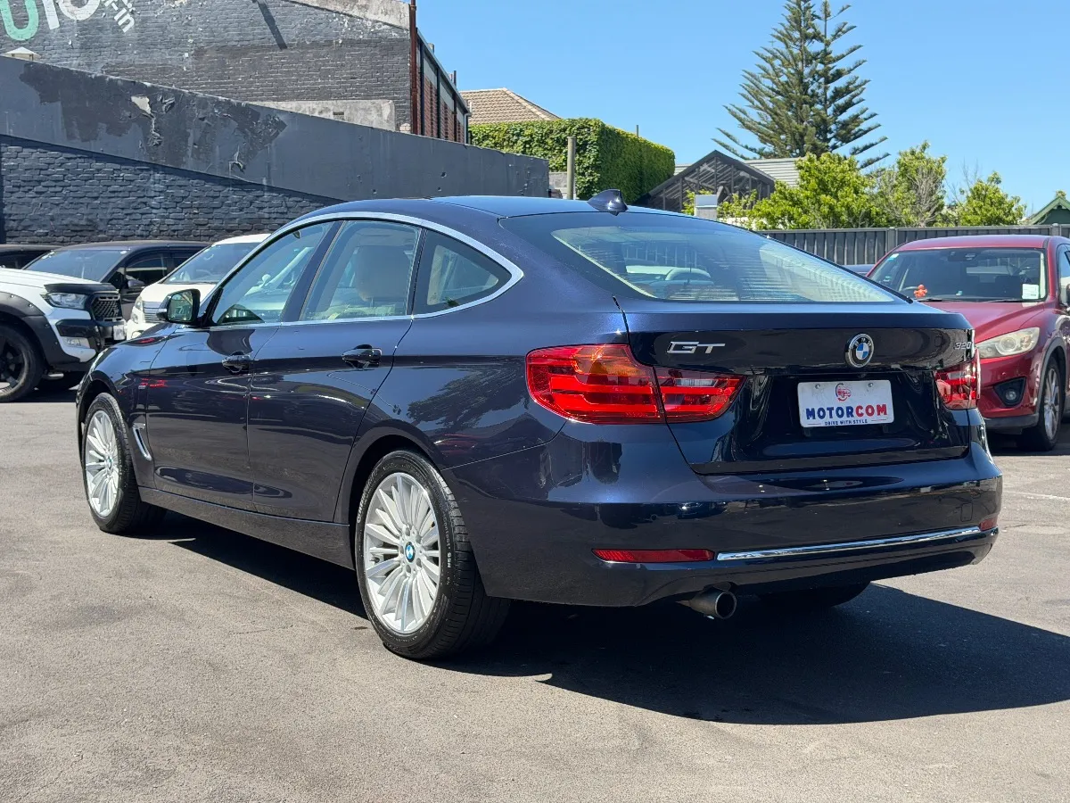 2015 BMW 320i I GRANTURISMO LUXURY LOUNG Carousel 11