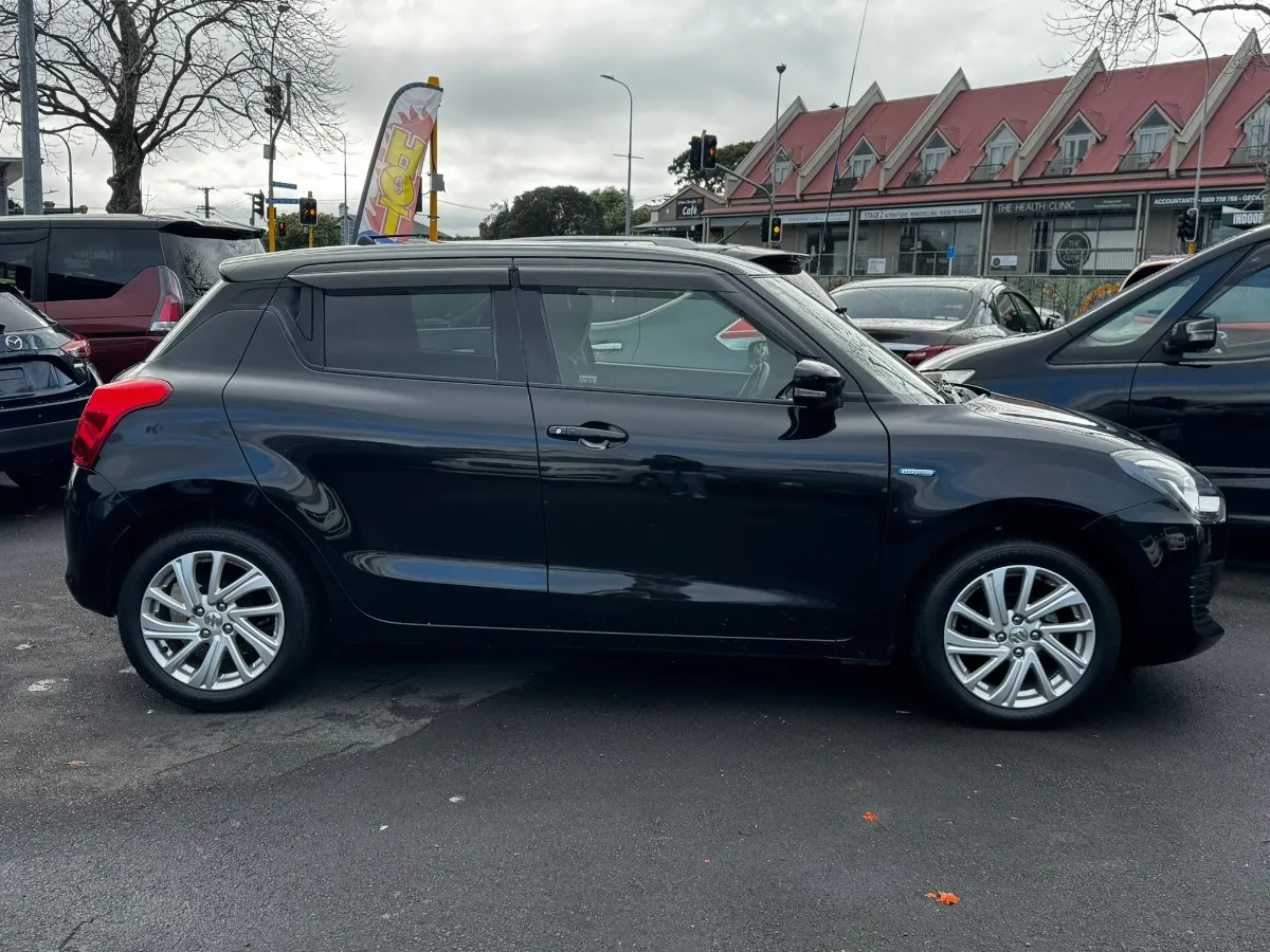 2020 Suzuki Swift 5D HYBRID MG Carousel 4