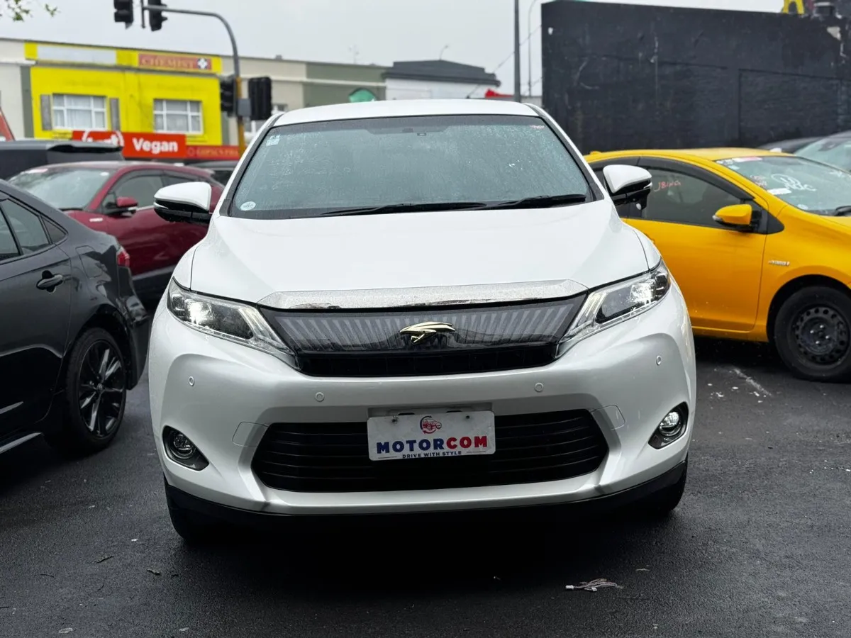 2014 Toyota Harrier ELEGANCE Carousel 1