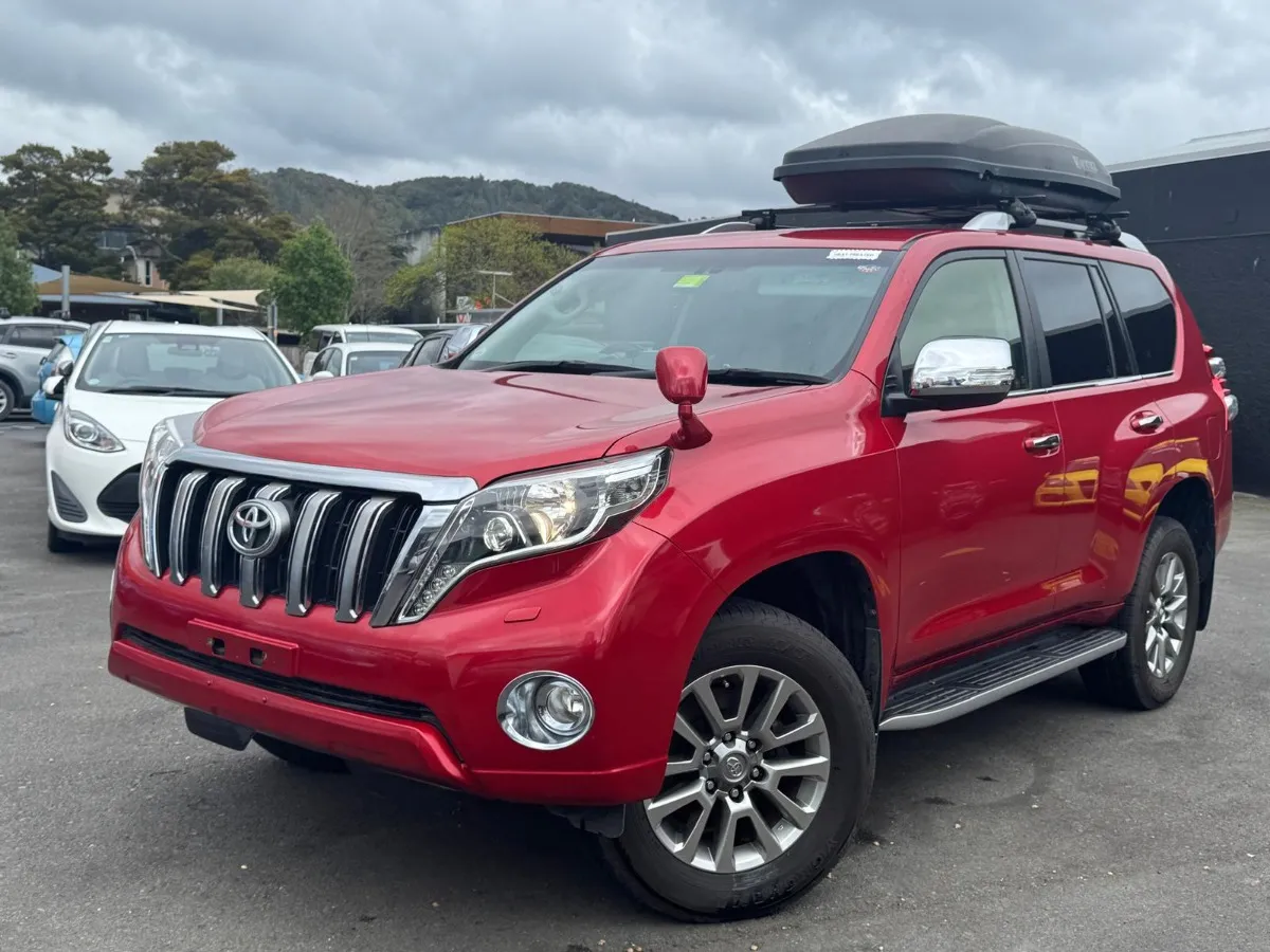 2016 Toyota Land Cruiser Prado 4WD, Towbar, 7 Seater Carousel 2