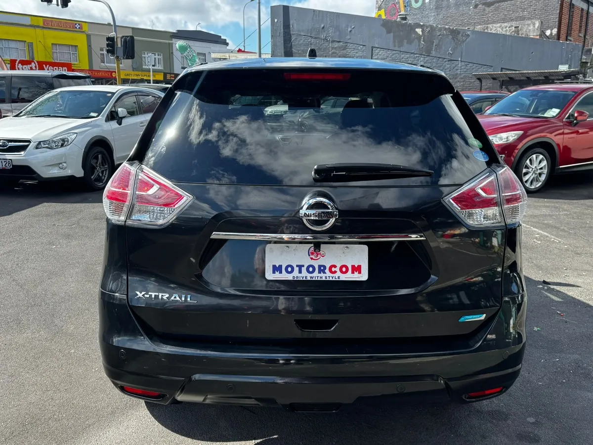 2015 Nissan X-Trail 20X EMERGENCY BRAKE PACKAGE Carousel 4