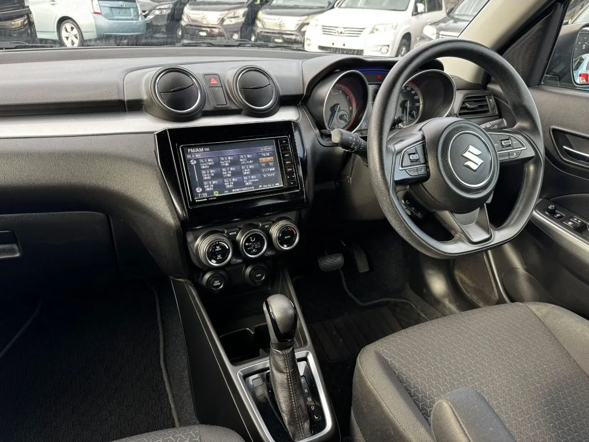 2020 Suzuki Swift HYBRID MG | Cruise Control | 360 camera Carousel 4