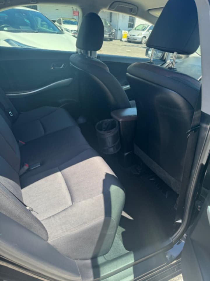 2015 Toyota Sai Carousel 8