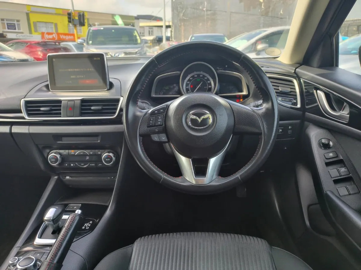 2014 Mazda Axela HYBRID HYBRID -C Carousel 9