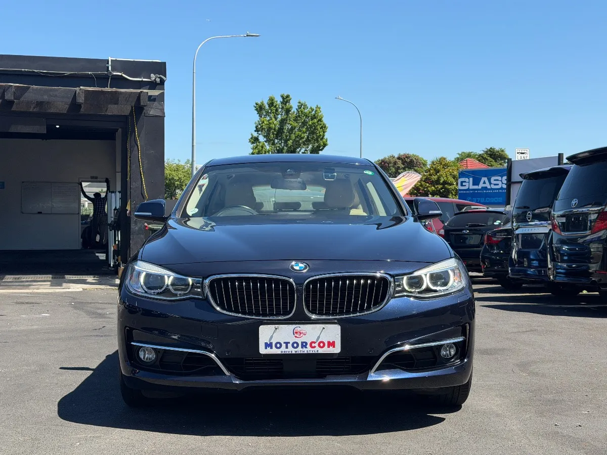 2015 BMW 320i I GRANTURISMO LUXURY LOUNG Carousel 6