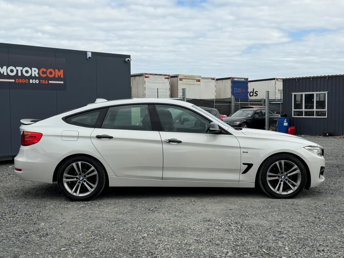 2014 BMW 320i I GRAN TURISMO SPORT Carousel 5
