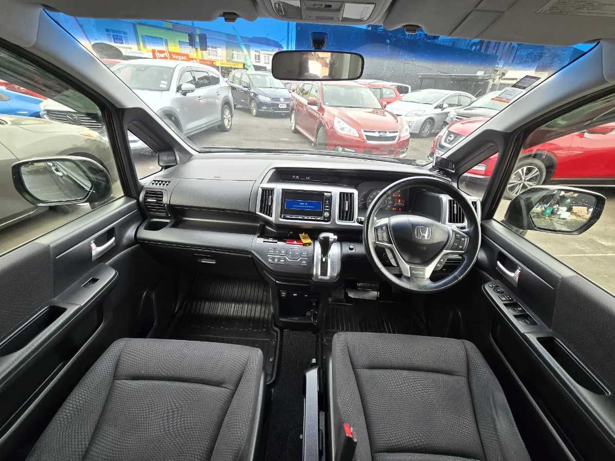 2012 Honda Step Wagon SPADA Z INTERNAVI SELECTION Carousel 2