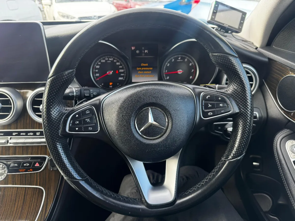2016 Mercedes-Benz C 200 C200 STATIONWAGON AVANTGARDE Carousel 2