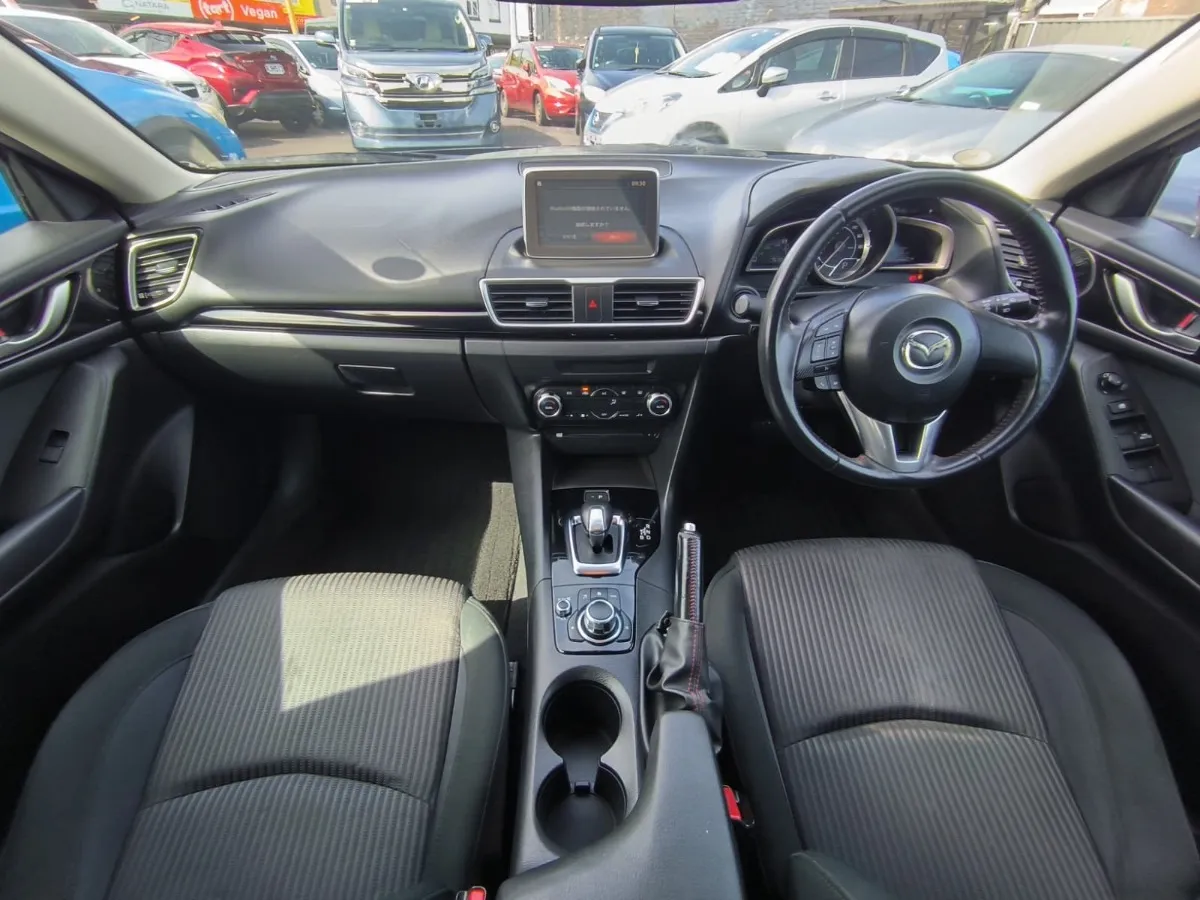 2014 Mazda Axela HYBRID HYBRID -C Carousel 8