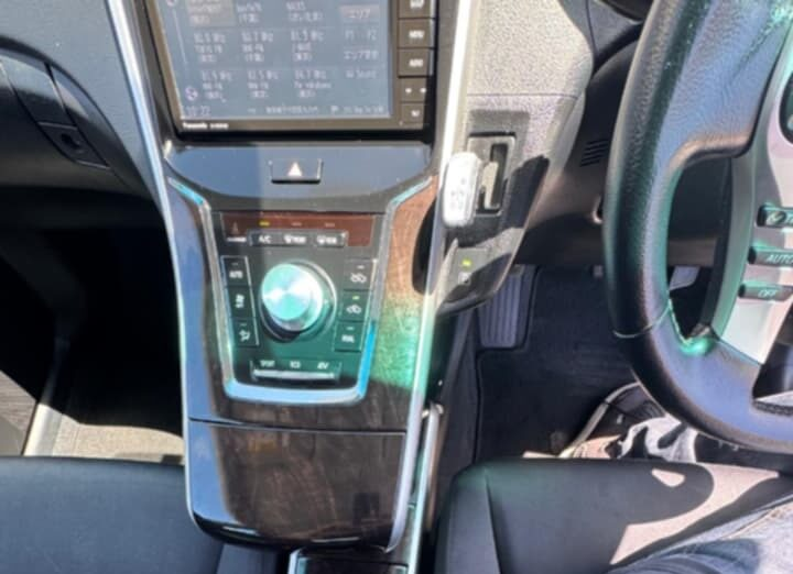 2015 Toyota Sai Carousel 7