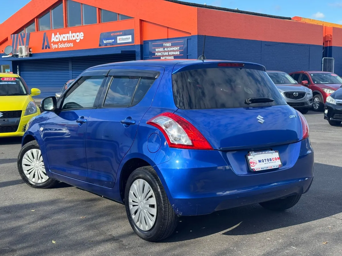 2014 Suzuki Swift XG Carousel 4