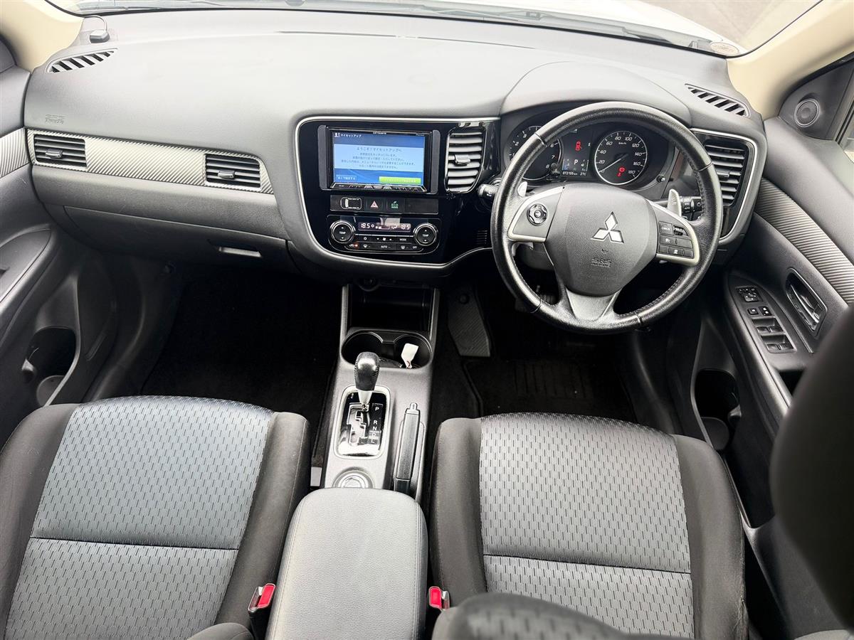 2013 Mitsubishi Outlander 7 SEATER !! REVERSING CAMERA !! Carousel 7